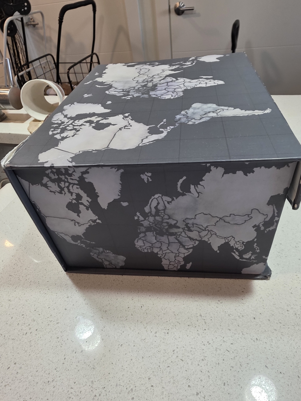 World Map Decorative Storage Box - - Picture 5 of 8